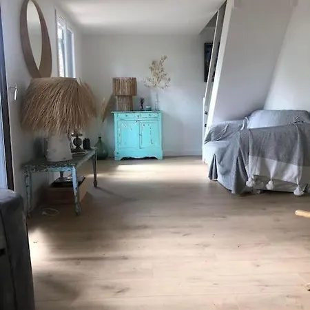 Vakantiehuis Maison Renovee Ocean A 1 Km *
